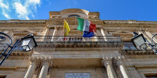 [Foto notizia in primo piano]