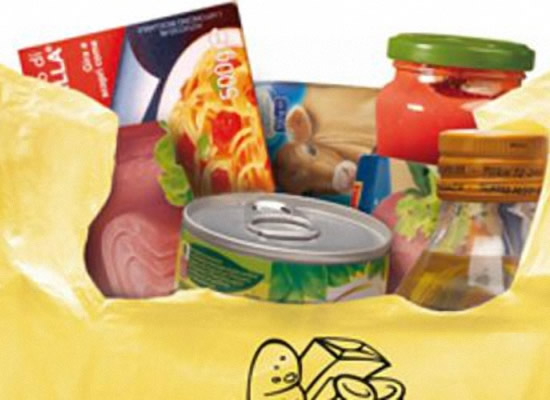 PACCO ALIMENTARE PER NATALE | I beni raccolti rimarranno nei rispettivi Comuni. Foto n. 2