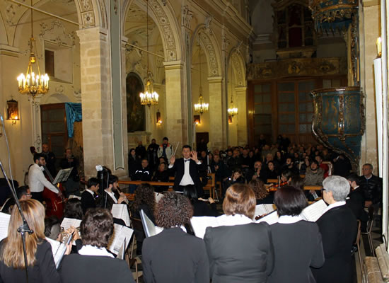 CORO E ORCHESTRA A SANT'AGATA | Il concerto dei «Cantus Novo».  Foto n. 4